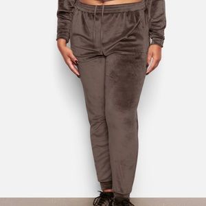 SKIMS Velour Joggers